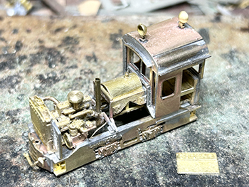 皆さんの工作台から